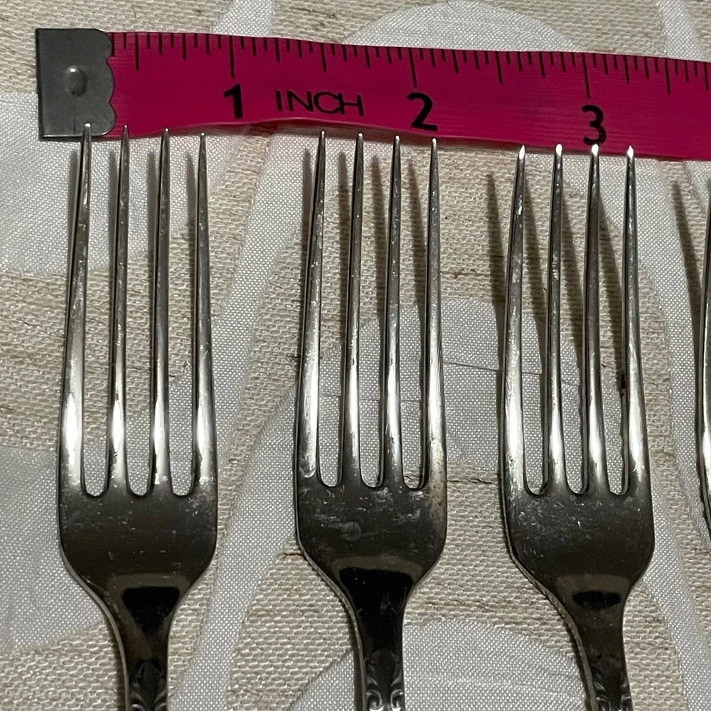 Set of 4 Vintage Magna Stainless‎ Forks 12/12 Holland Ornate Dining Flatware